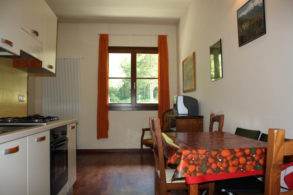 Aparthotel Il Cervo Bianco Abetone Zimmer foto