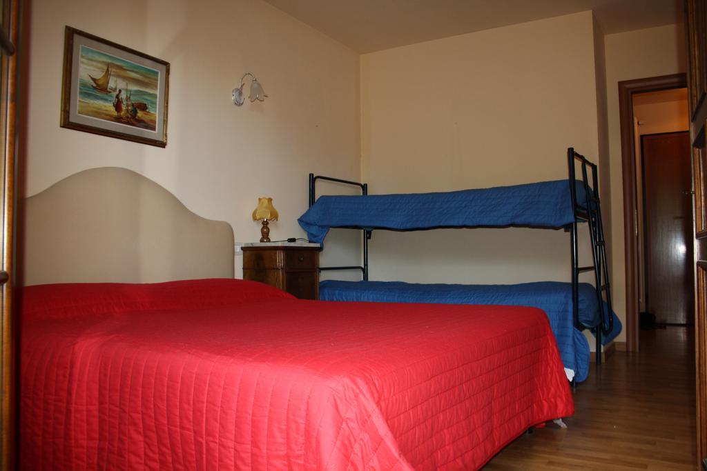 Aparthotel Il Cervo Bianco Abetone Zimmer foto