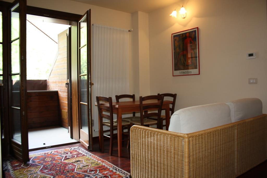 Aparthotel Il Cervo Bianco Abetone Zimmer foto
