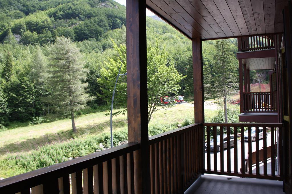Aparthotel Il Cervo Bianco Abetone Zimmer foto